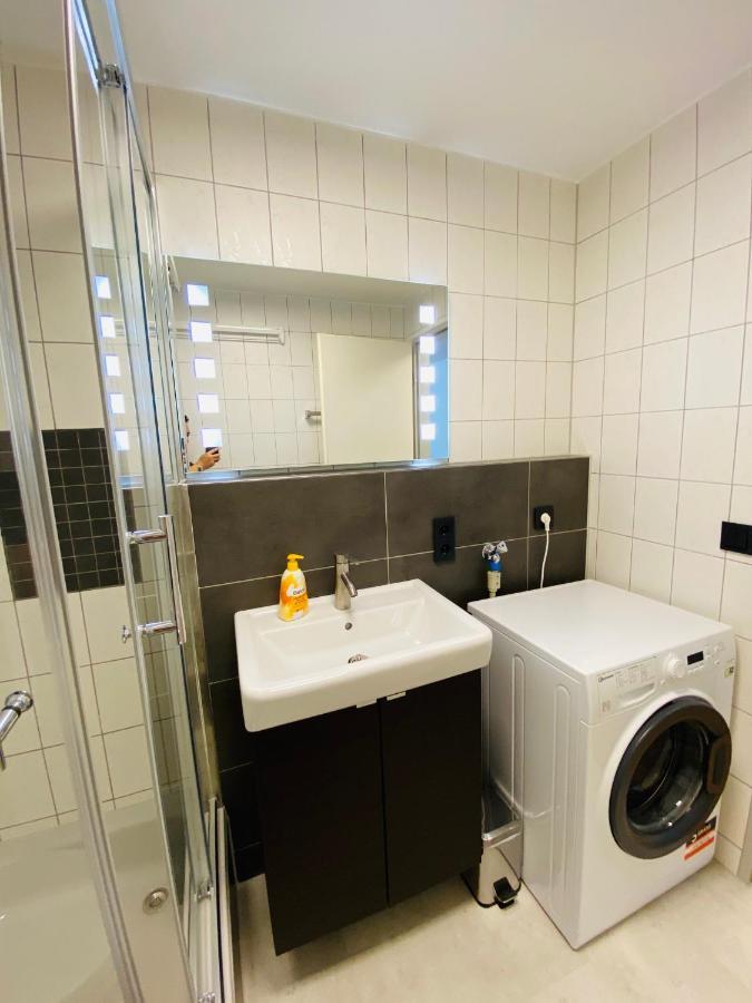 Outletcity Apartment Ferienwohnung Metzingen Metzingen  Exterior photo