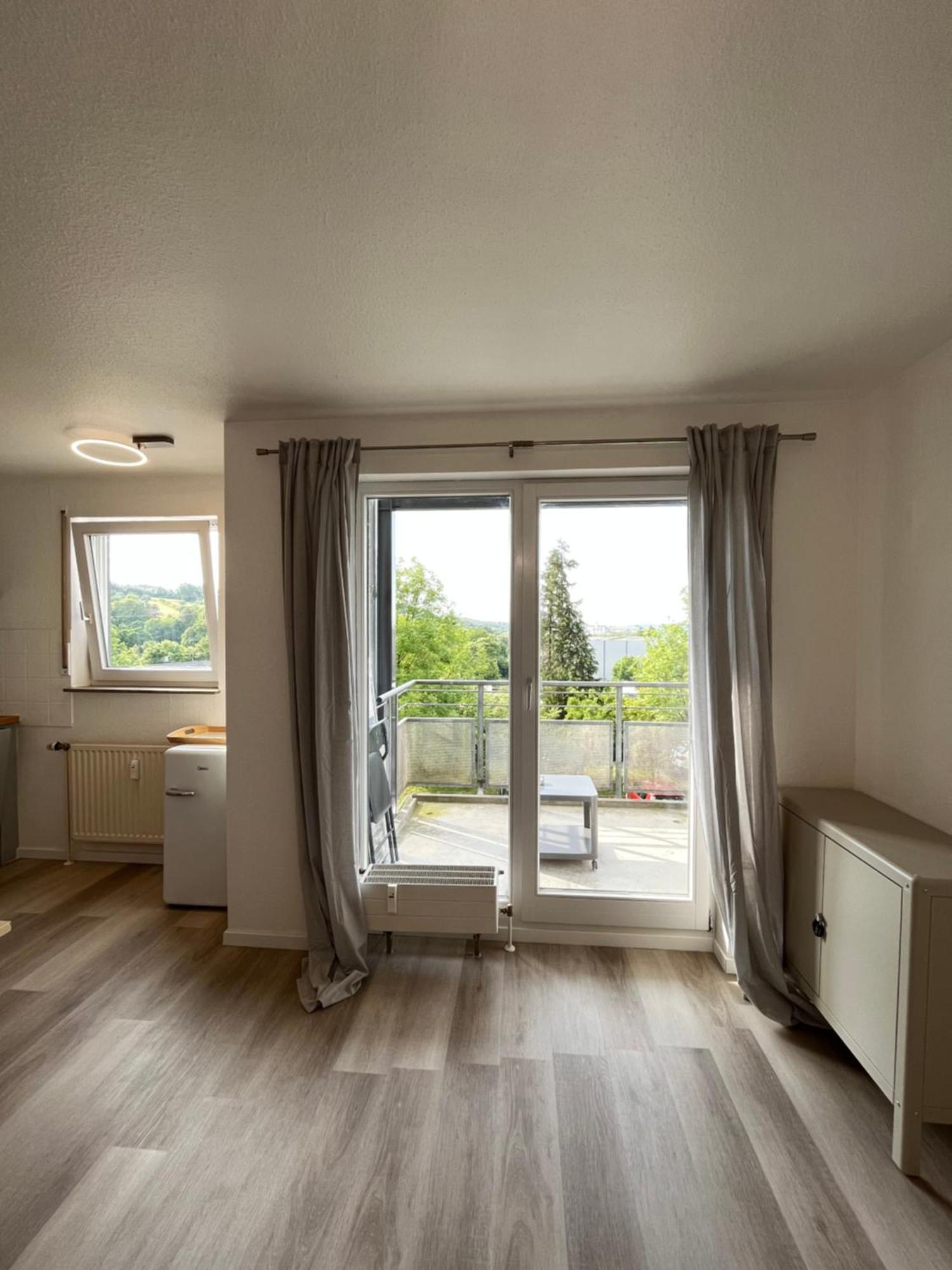 Outletcity Apartment Ferienwohnung Metzingen Metzingen  Exterior photo