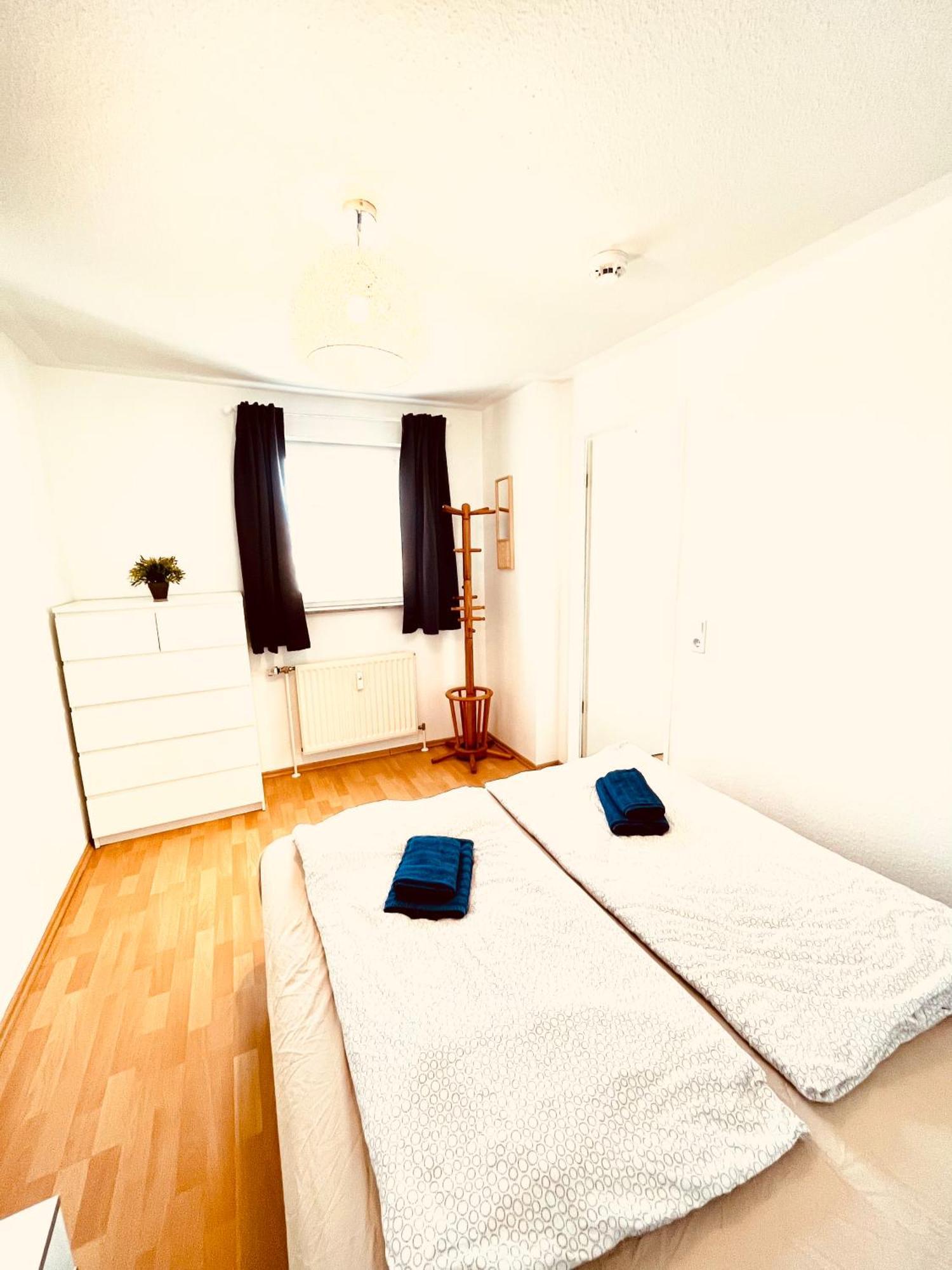 Outletcity Apartment Ferienwohnung Metzingen Metzingen  Exterior photo