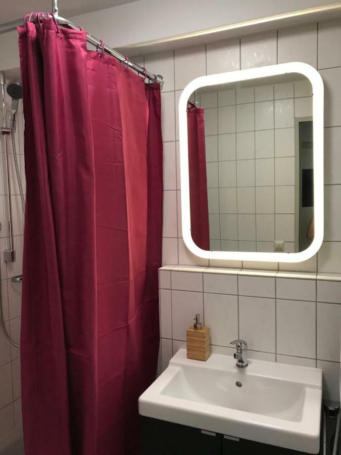 Outletcity Apartment Ferienwohnung Metzingen Metzingen  Exterior photo