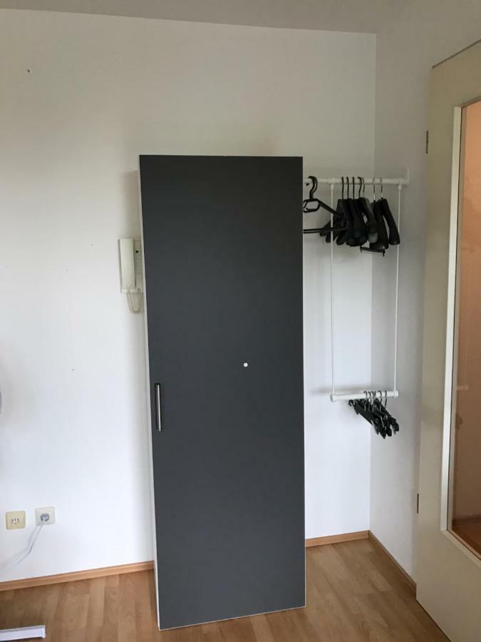 Outletcity Apartment Ferienwohnung Metzingen Metzingen  Exterior photo